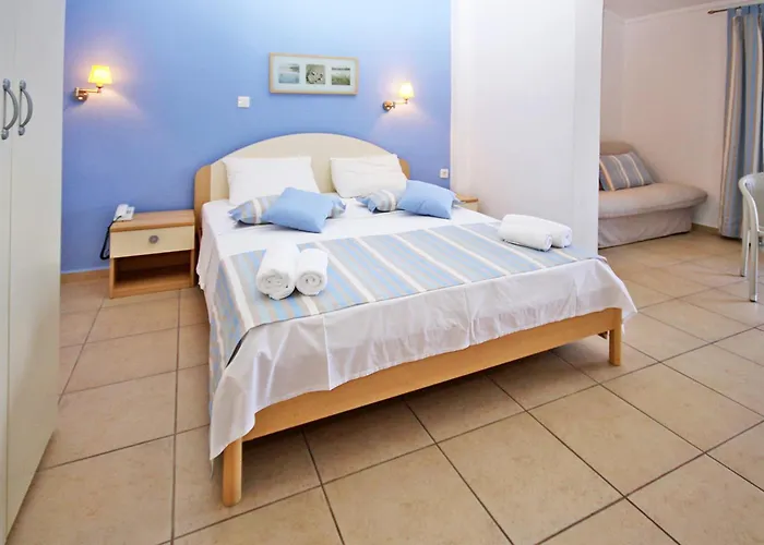 Miramare نيوس مارماراس