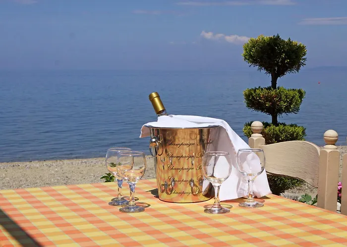 Miramare نيوس مارماراس
