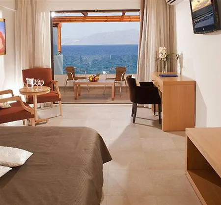 Miramare نيوس مارماراس